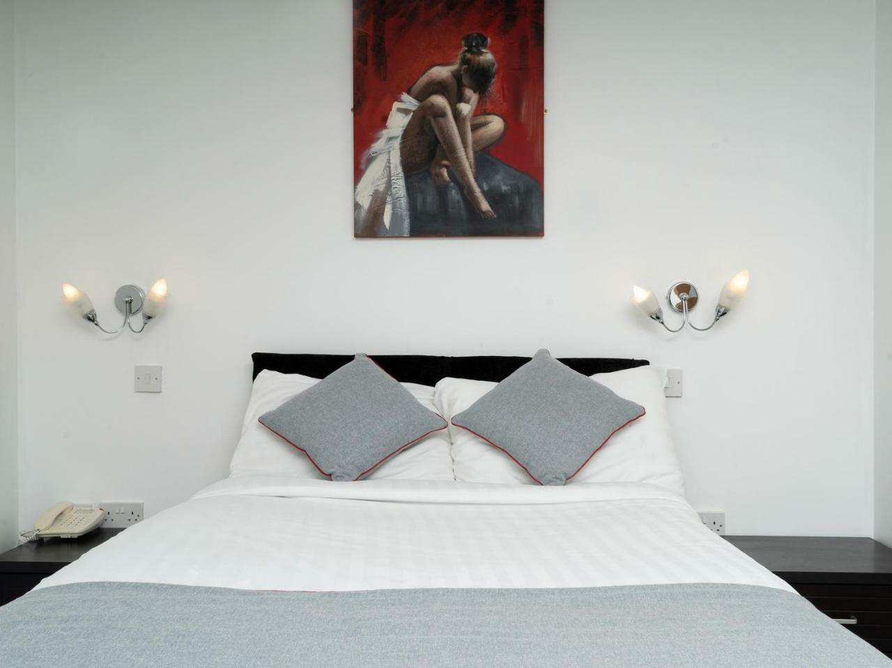 Atz&H Inn Bilston Dış mekan fotoğraf