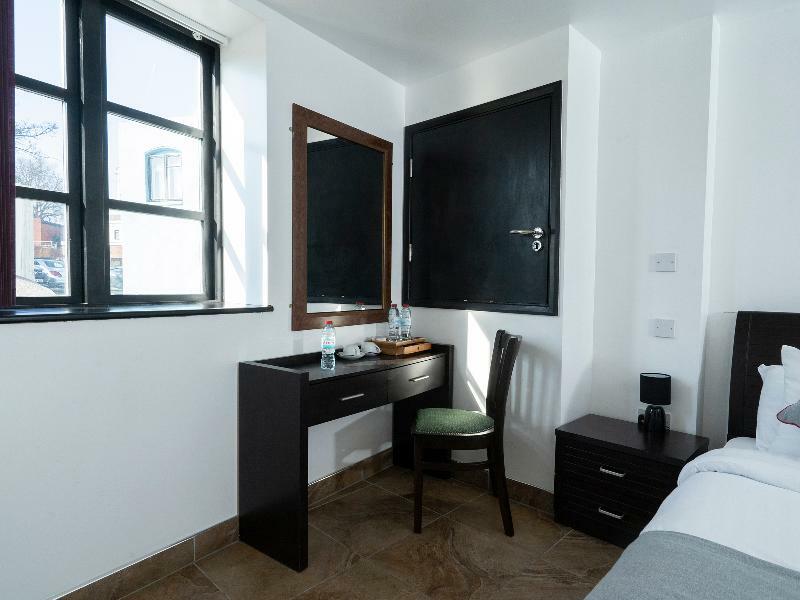Atz&H Inn Bilston Dış mekan fotoğraf